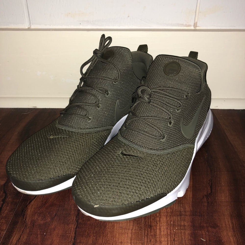 Men’s Nike Tennis Shoes